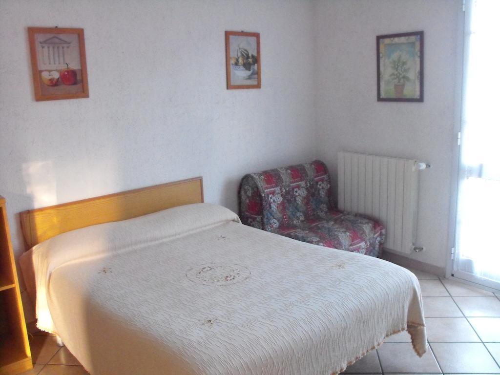 Agriturismo Gli Ulivi Garlenda Bagian luar foto