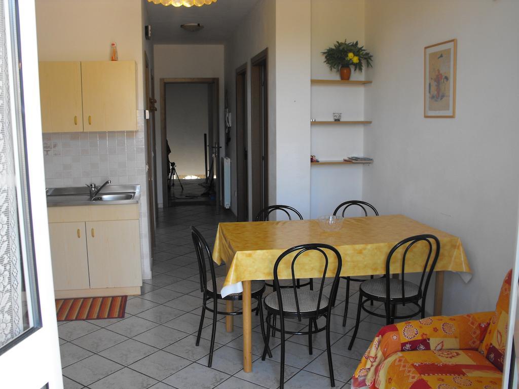 Agriturismo Gli Ulivi Garlenda Bagian luar foto