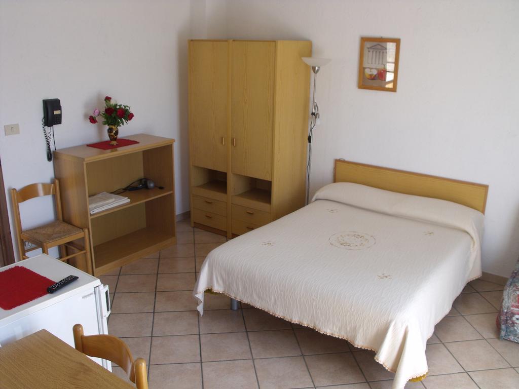 Agriturismo Gli Ulivi Garlenda Ruang foto