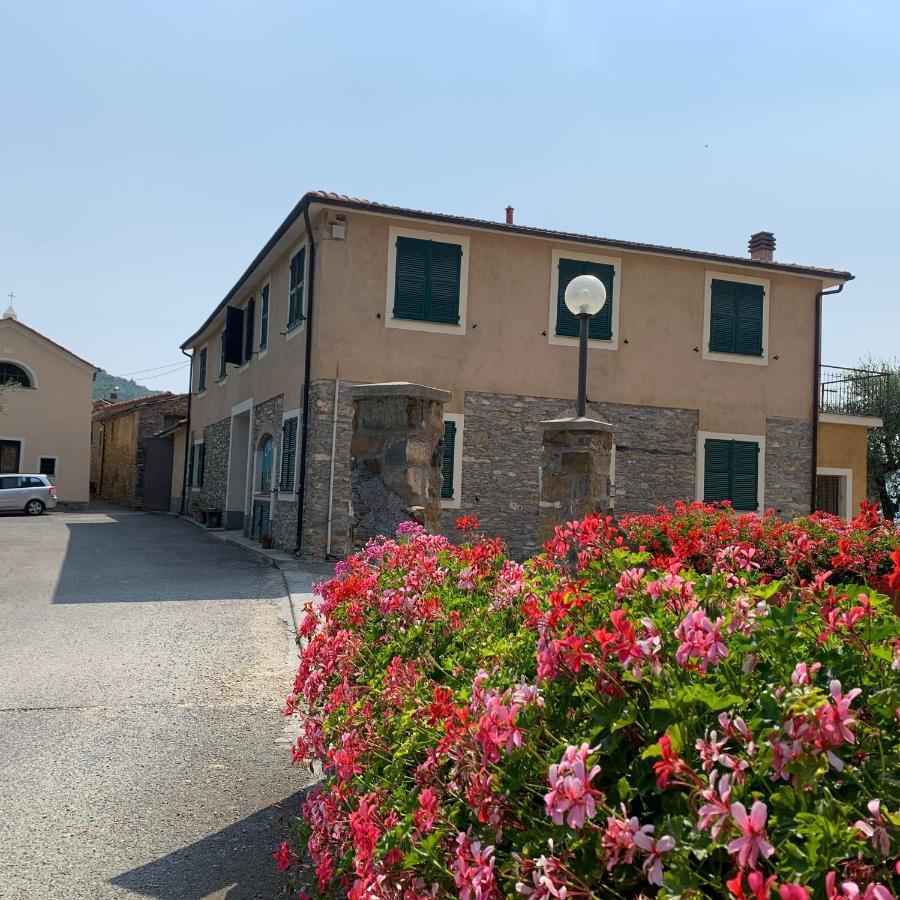 Agriturismo Gli Ulivi Garlenda Bagian luar foto